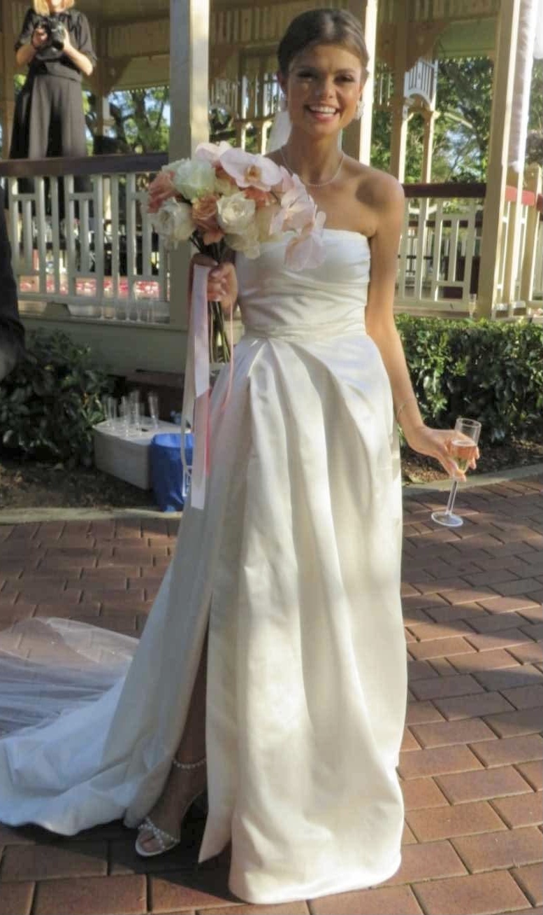 Sandra's Wedding dress